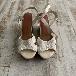 Off white wedge shoe